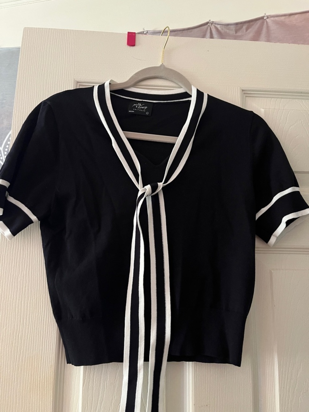 Milk and Honey Black Short Sleeve Tie-Neck Crop Top with White Trim